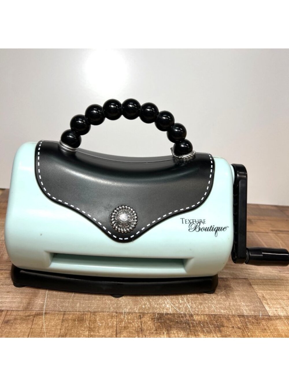 Sizzix Texture Boutique Embossing Machine With Beaded Handle & Decorative Detail